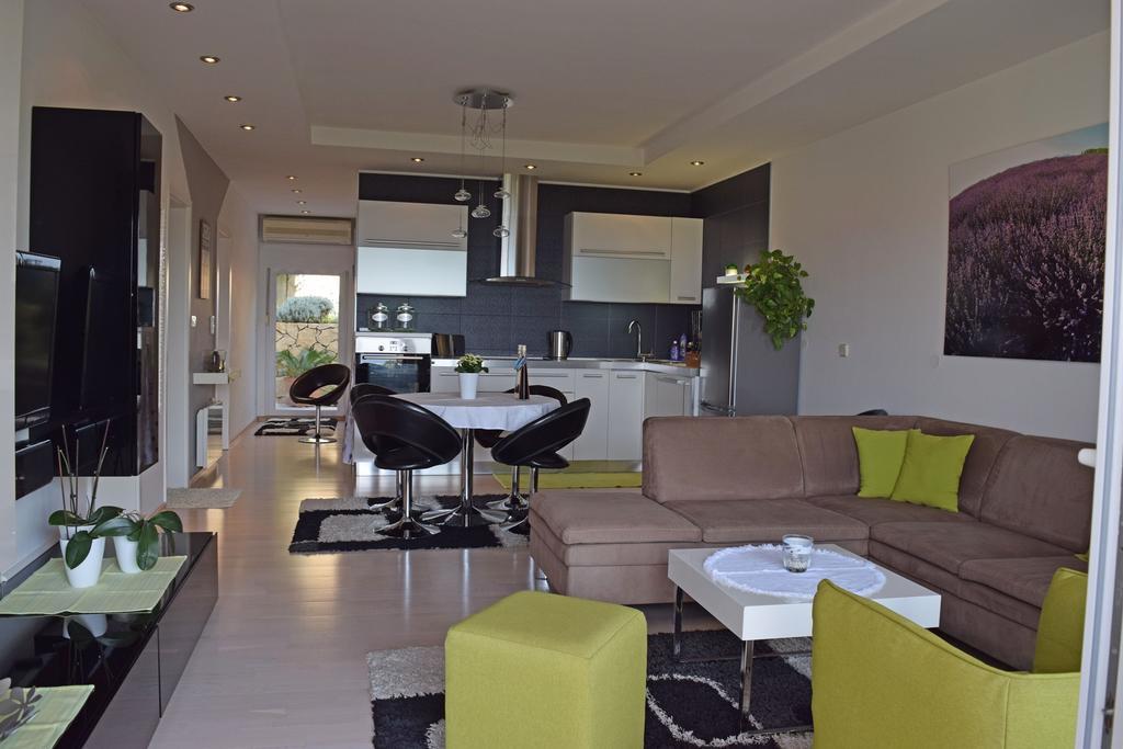 Apartment Lavander Omis *